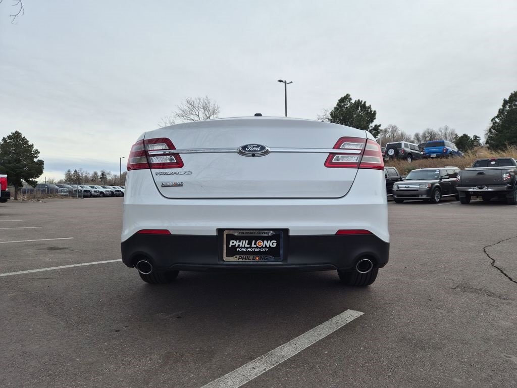 Used 2019 Ford Taurus SE image 6