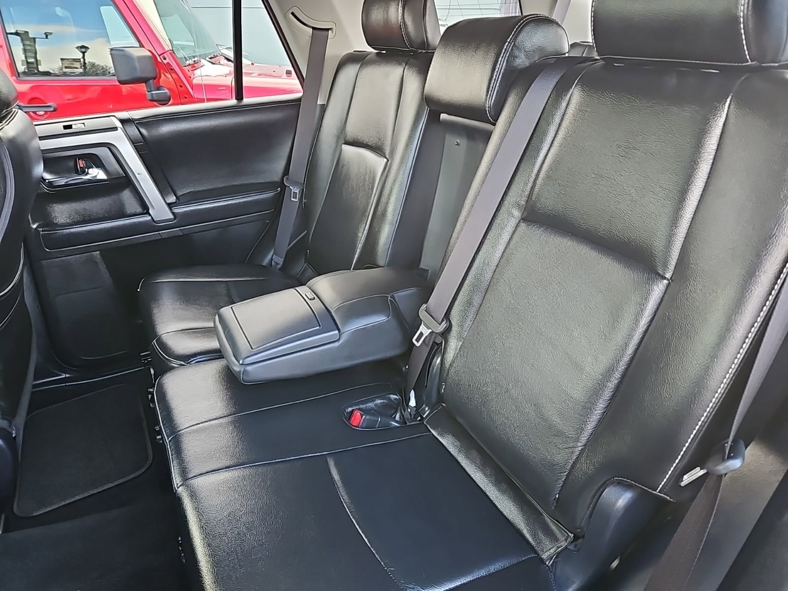 Used 2019 Toyota 4Runner SR5 image 16