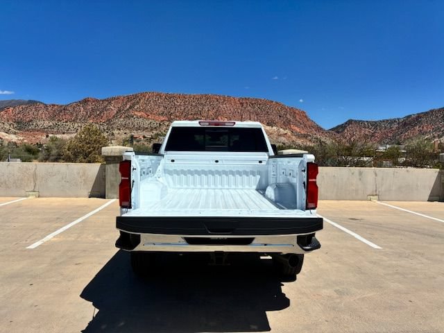 New 2026 Chevrolet Silverado 3500 LTZ w/ LTZ Convenience Package AWD/4WD image 8