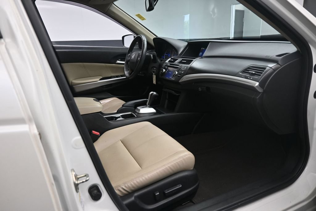 Used 2014 Honda Crosstour EX-L image 25