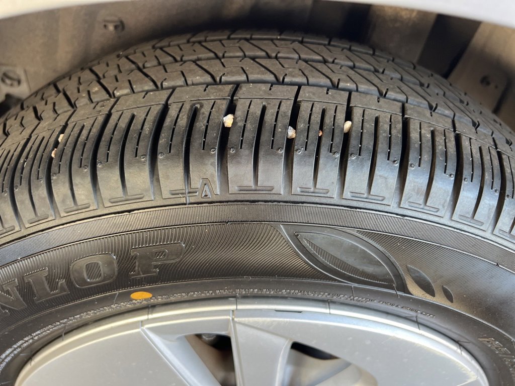 Used 2017 Toyota Prius Two image 10