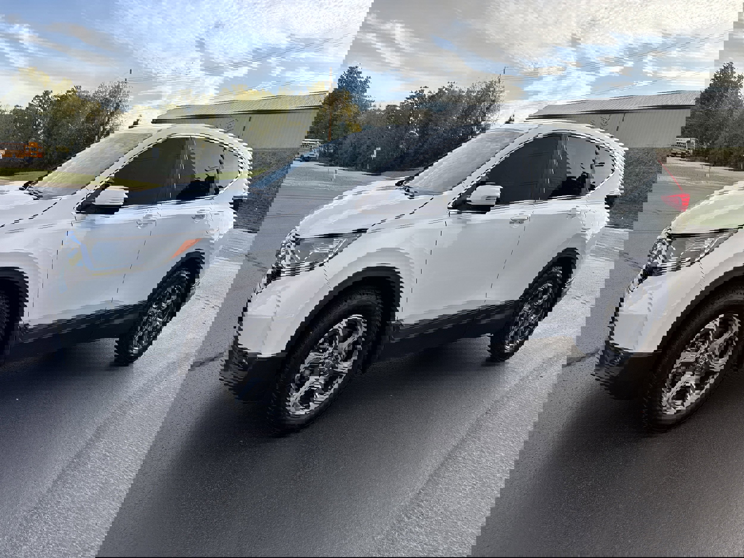 Used 2019 Honda CR-V EX-L image 2