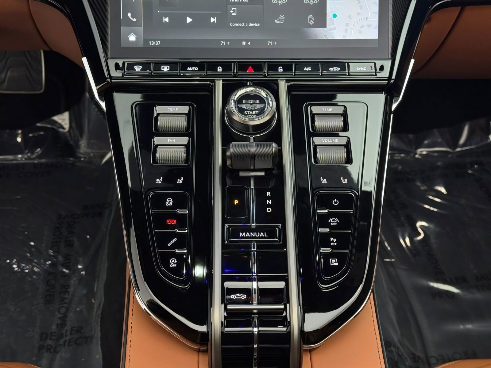 New 2026 Aston Martin V8 Vantage Convertible RWD image 22