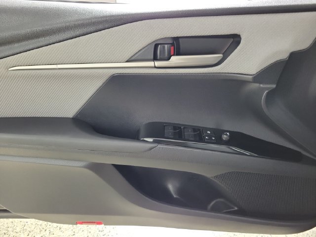 Used 2026 Toyota Camry SE FWD image 21