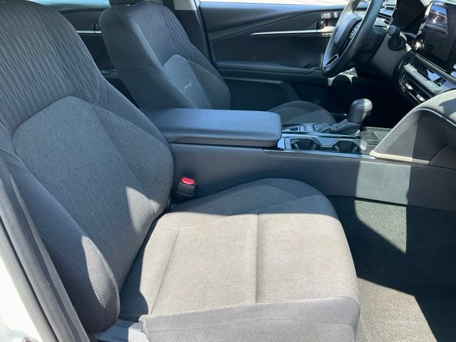 Used 2025 Toyota Camry LE FWD image 18