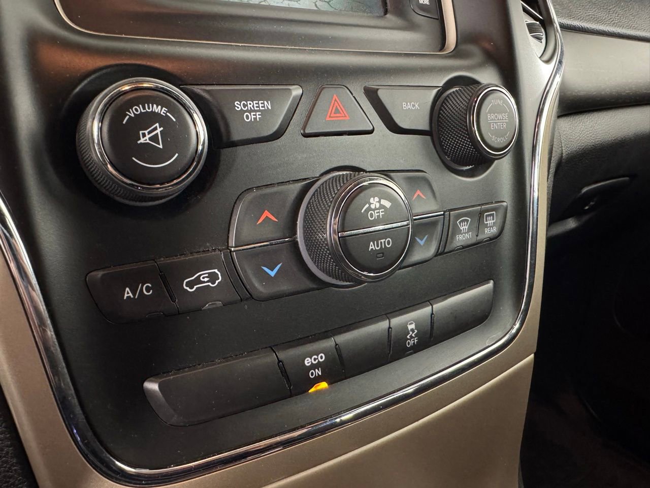 Used 2015 Jeep Grand Cherokee Laredo w/ Quick Order Package 23E image 17