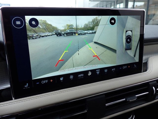New 2026 Lincoln Corsair Premiere AWD/4WD image 32