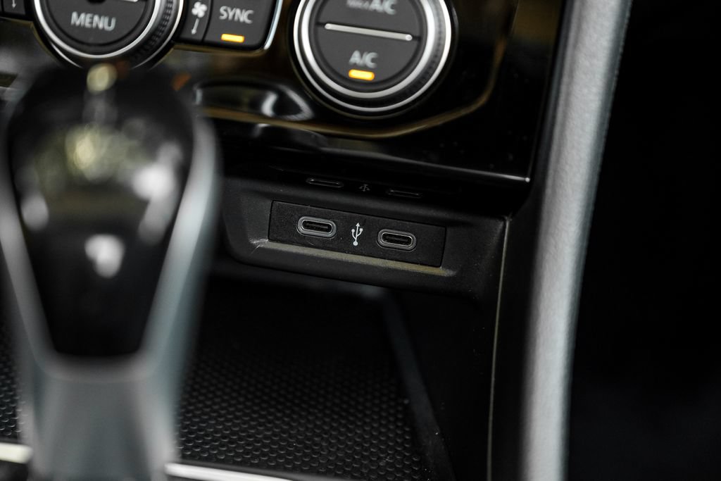 Used 2022 Volkswagen Jetta SE FWD image 40