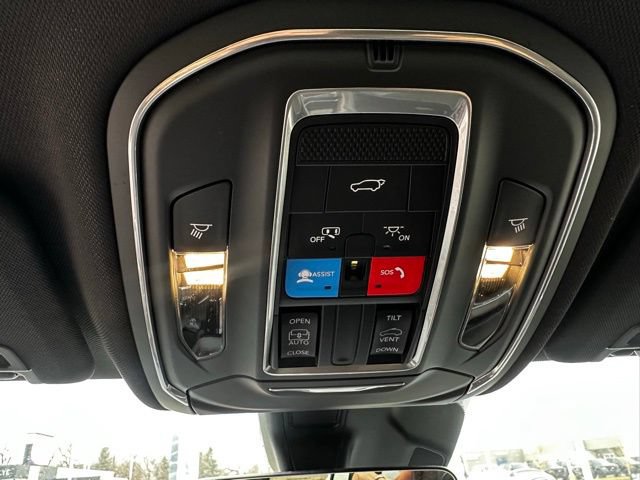 New 2026 Jeep Grand Cherokee Altitude AWD/4WD image 29