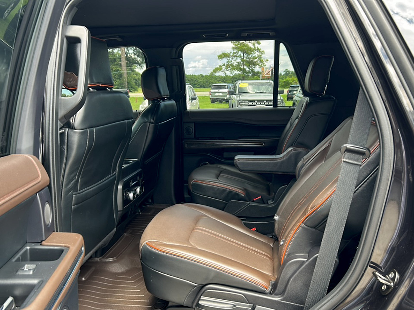 Used 2021 Ford Expedition King Ranch RWD image 6