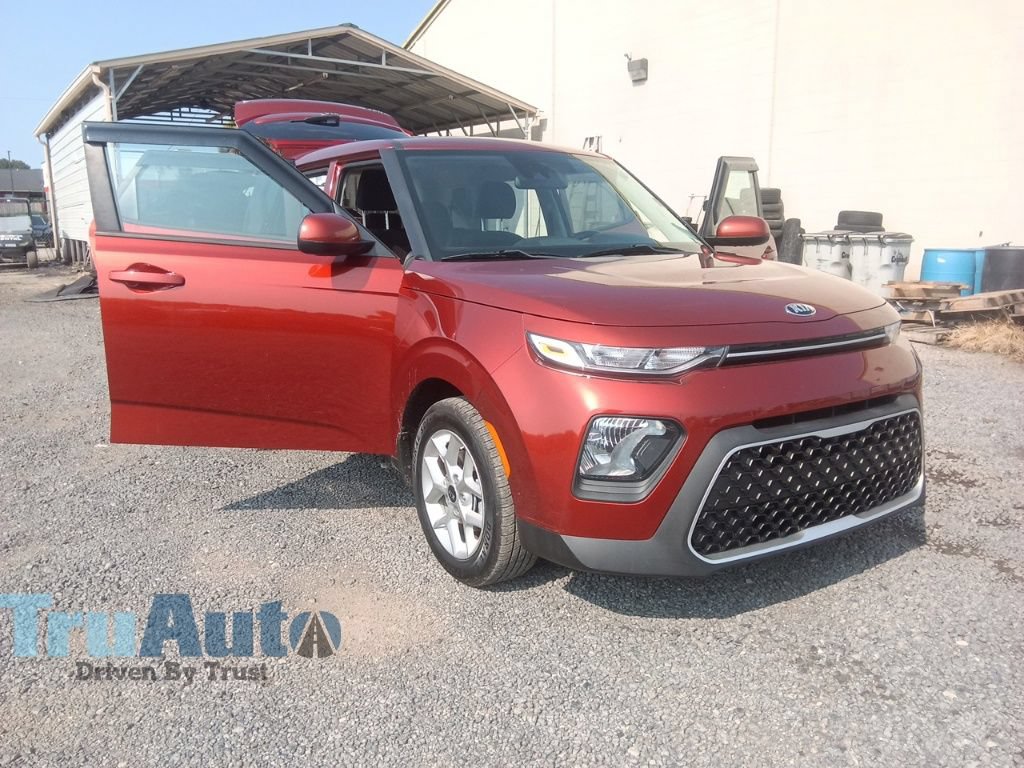 Used 2020 Kia Soul S FWD image 10