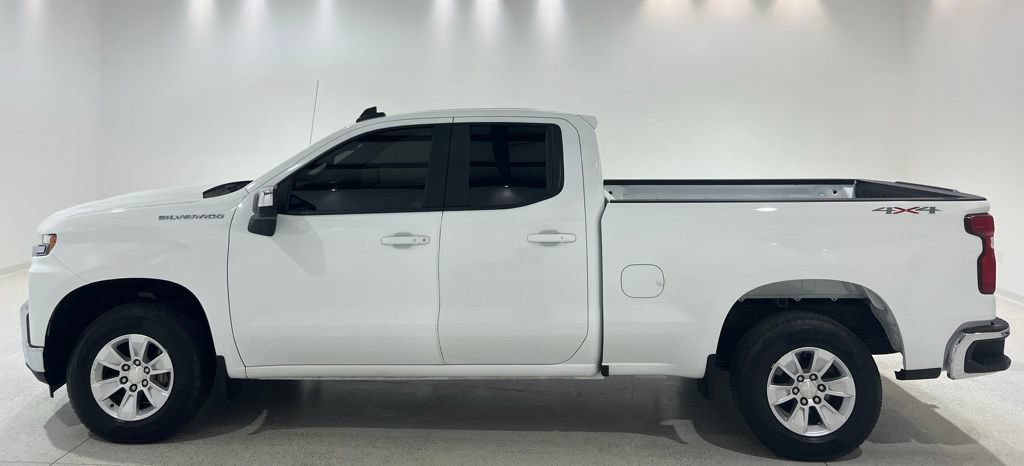 Used 2019 Chevrolet Silverado 1500 LT w/ All-Star Edition AWD/4WD image 2