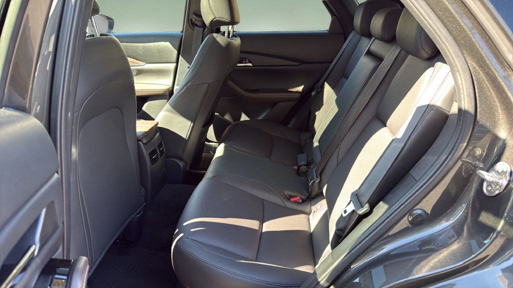 Certified 2025 MAZDA CX-30 AWD 2.5 S w/ Premium Package image 16