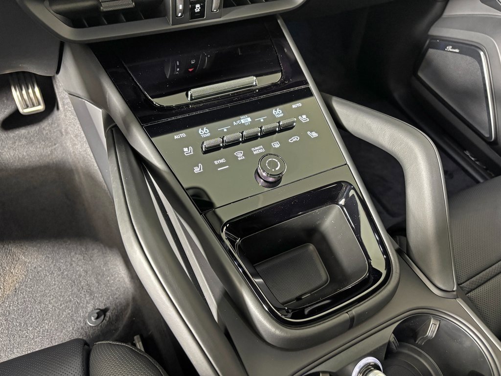 New 2026 Porsche Cayenne GTS image 30