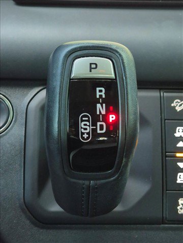 Certified 2024 Land Rover Defender 110 X-Dynamic SE AWD/4WD image 12