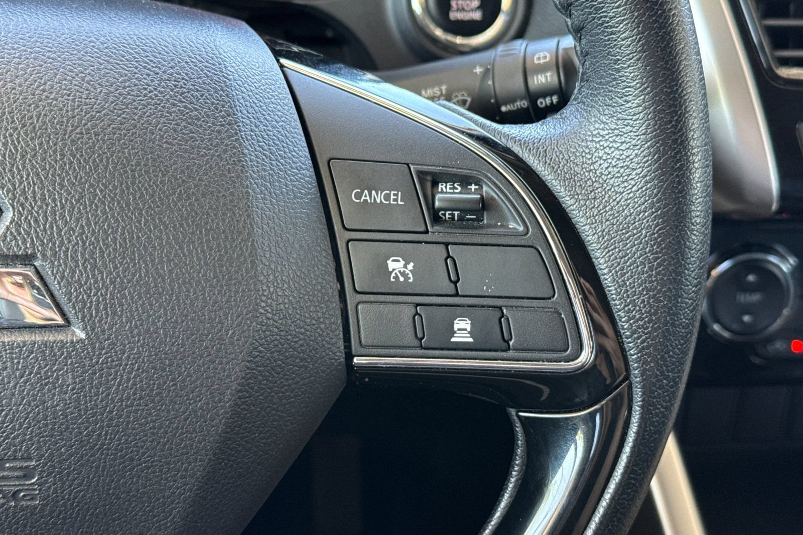 Used 2024 Mitsubishi Eclipse Cross SE AWD/4WD image 35