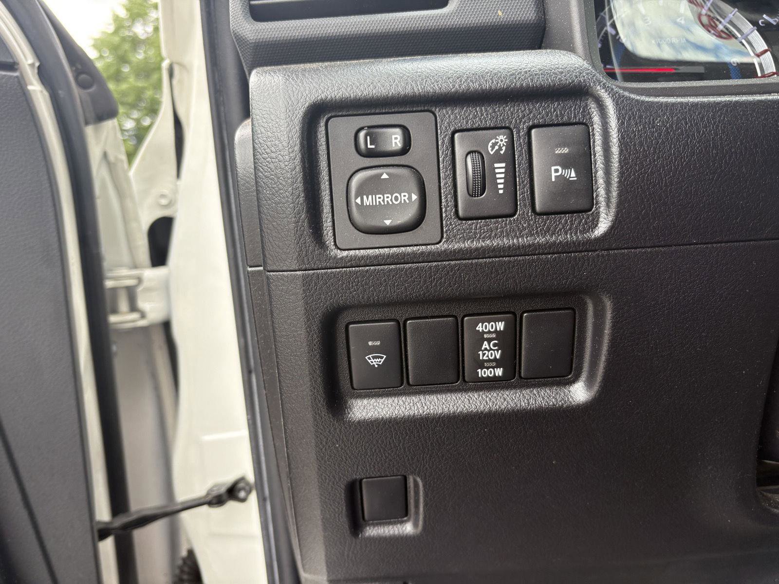 Used 2019 Toyota 4Runner Limited AWD/4WD image 12