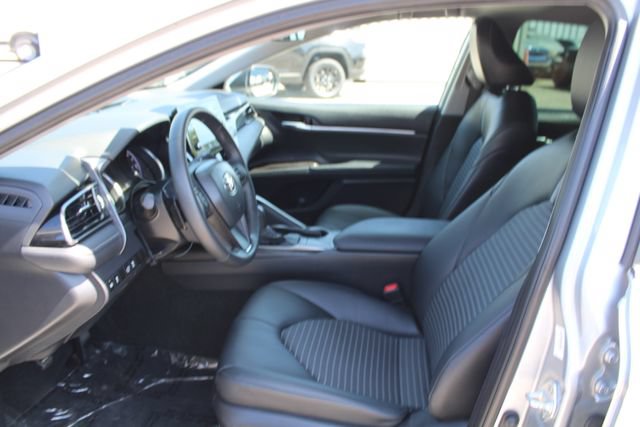 Used 2024 Toyota Camry SE FWD image 32