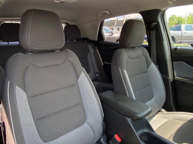 Used 2024 Chevrolet TrailBlazer LT w/ Convenience Package AWD/4WD image 17