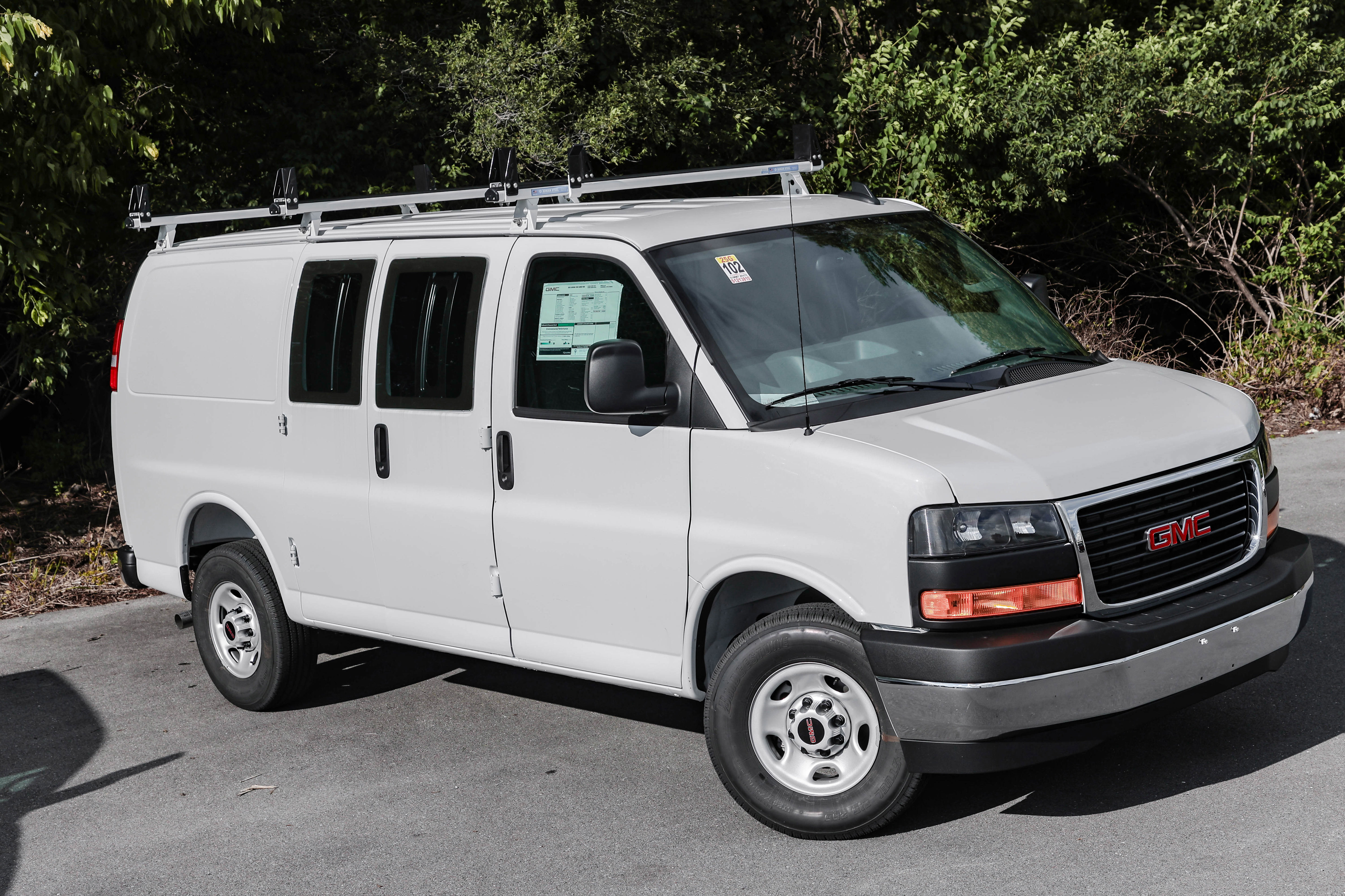 New 2025 GMC Savana 3500 w/ Driver Convenience Package image 2