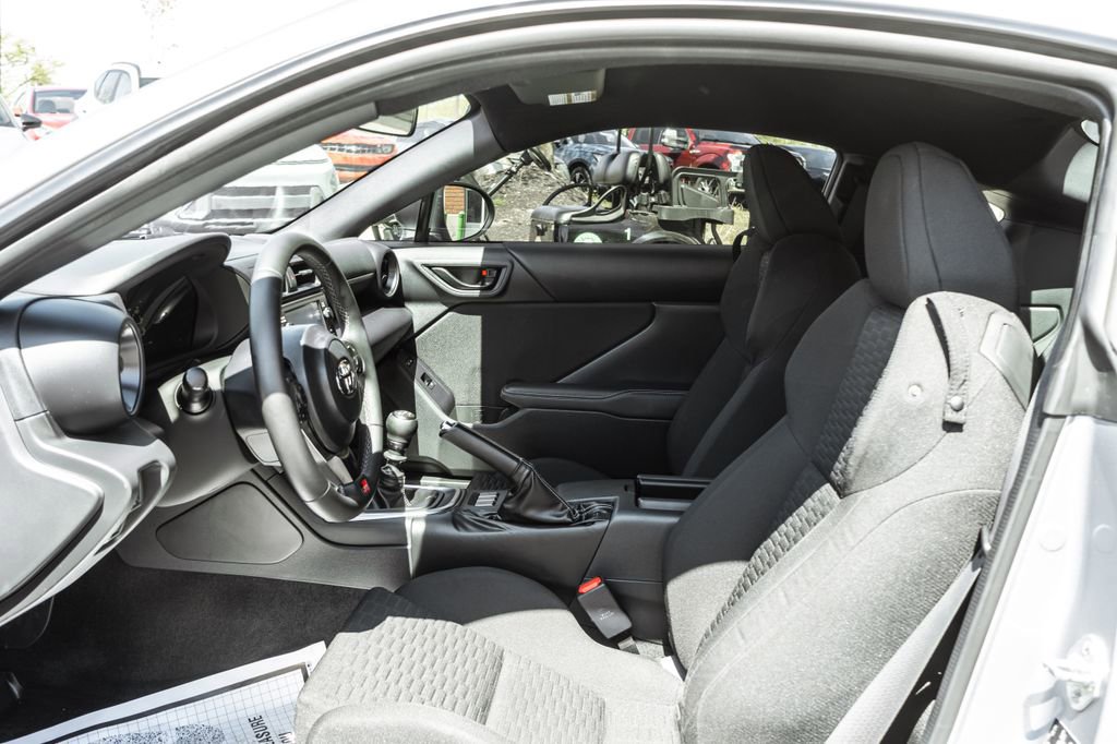 Used 2023 Toyota GR86 RWD image 22