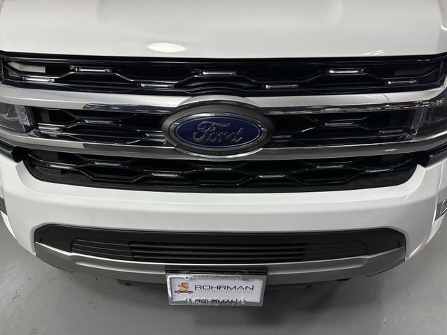 Used 2023 Ford Expedition Limited AWD/4WD image 26