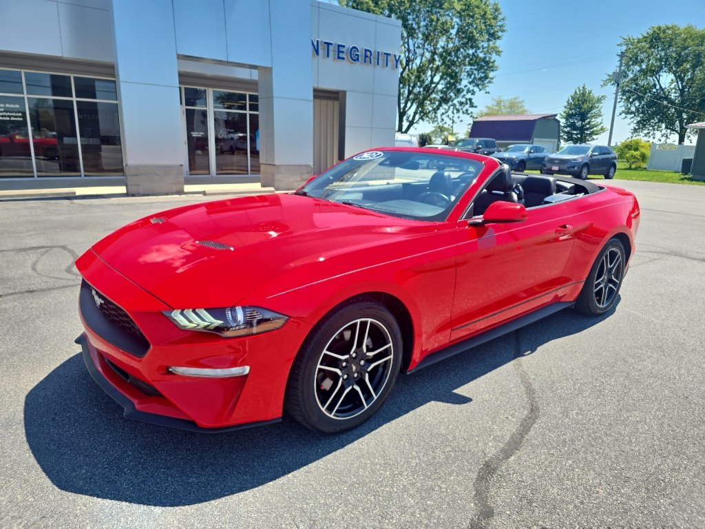 Used 2023 Ford Mustang Premium RWD image 4