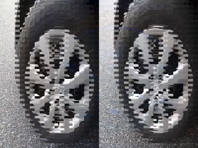 Used 2024 Toyota Corolla LE image 29