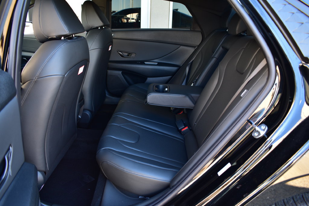 New 2026 Hyundai Elantra SEL Sport FWD image 21