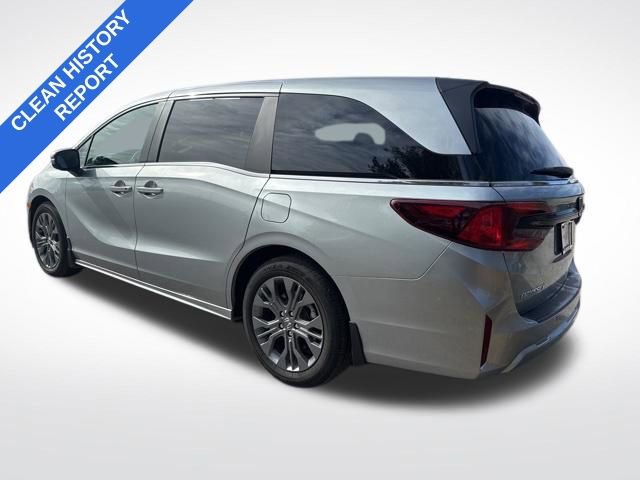 Used 2025 Honda Odyssey Touring image 4