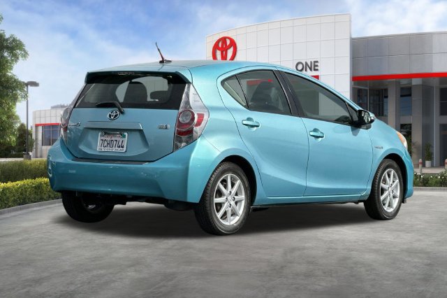 Used 2012 Toyota Prius C Four FWD image 4