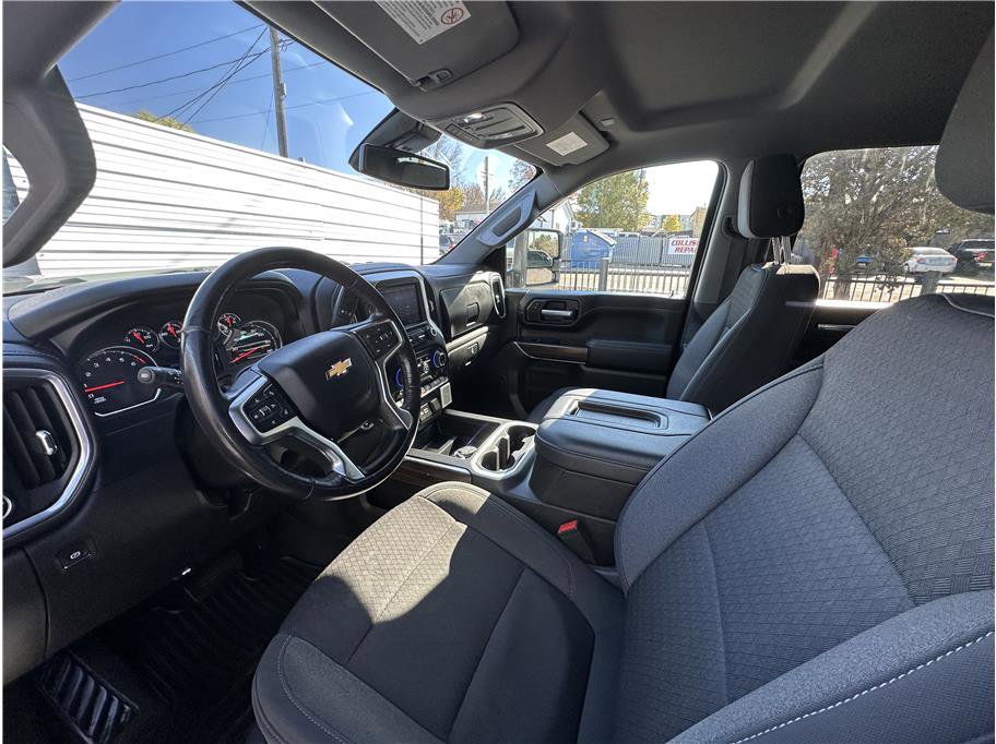 Used 2021 Chevrolet Silverado 2500 LT w/ Convenience Package image 14