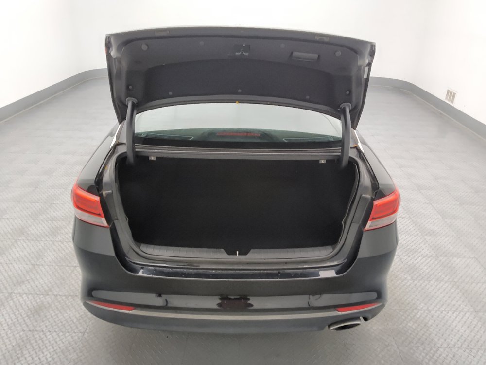 Used 2017 Kia Optima LX FWD image 29