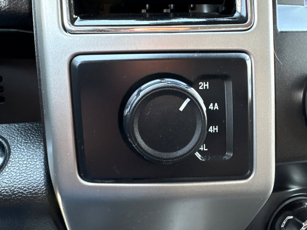 Used 2019 Ford F150 Lariat AWD/4WD image 25