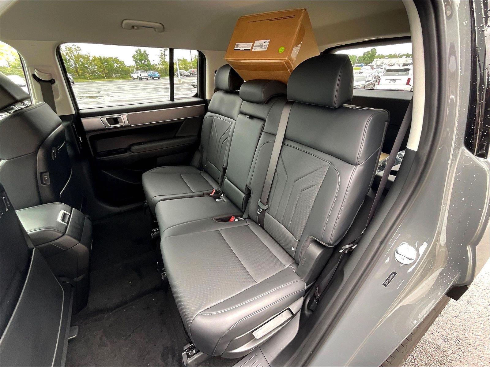 New 2027 Hyundai Santa Fe SEL AWD/4WD image 18