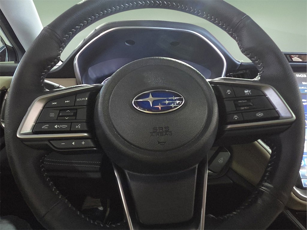 Used 2025 Subaru Outback Limited image 18