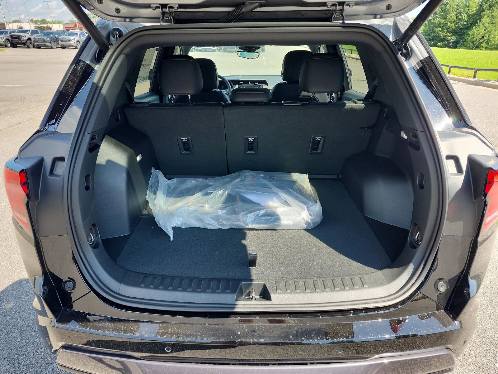 New 2026 GMC Terrain AT4 w/ Convenience Package III image 8