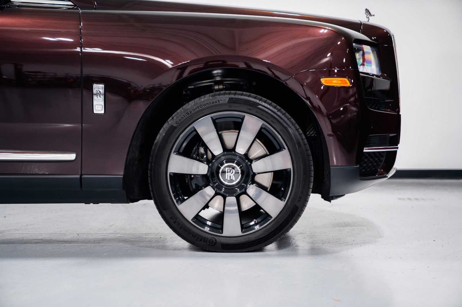 Used 2023 Rolls-Royce Cullinan image 50