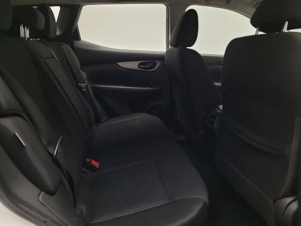 Used 2021 Nissan Rogue Sport S FWD image 19