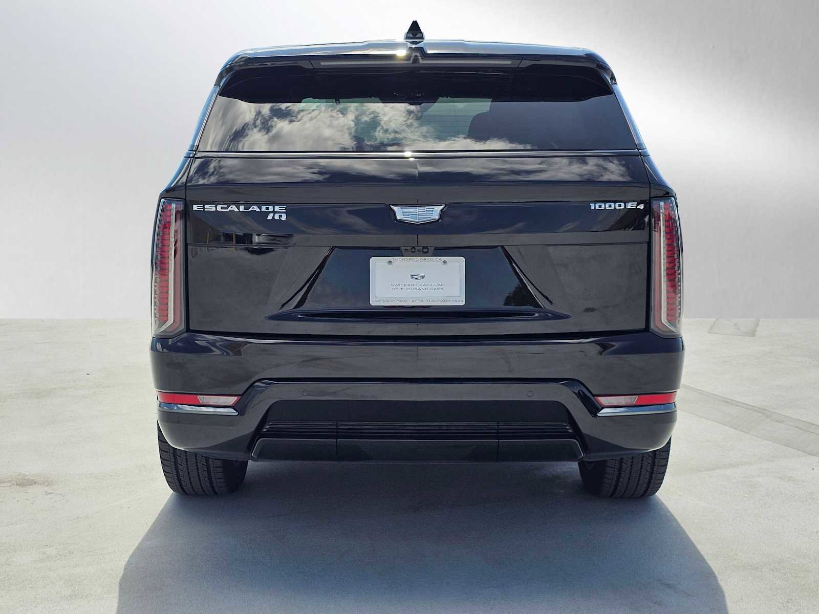 Used 2025 Cadillac Escalade IQ Sport 2 AWD/4WD image 4