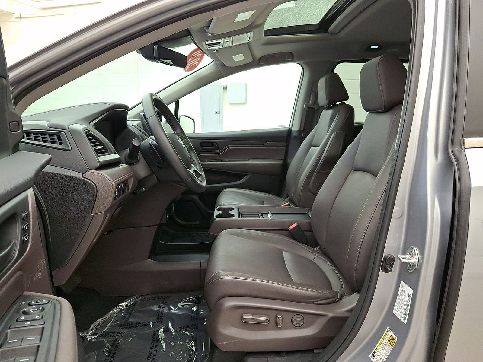 Used 2023 Honda Odyssey EX-L image 14