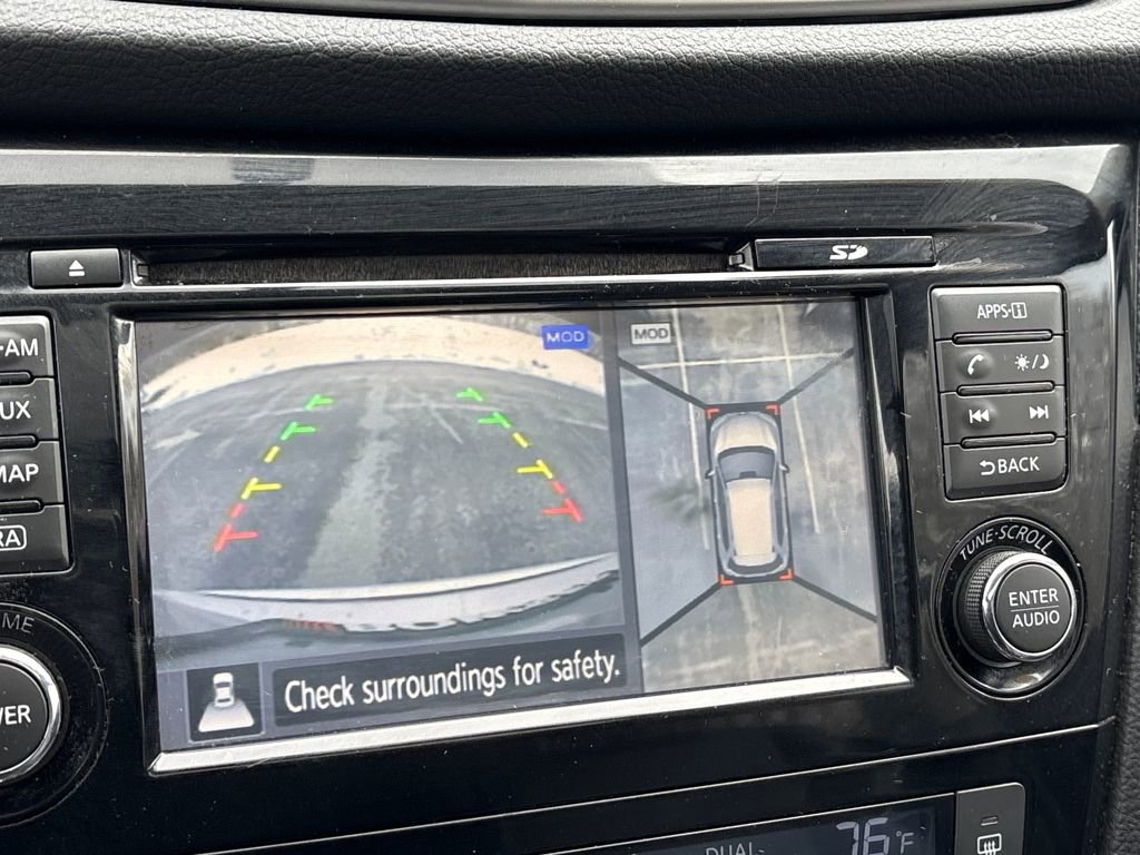 Used 2015 Nissan Rogue SL w/ SL Premium Package image 16