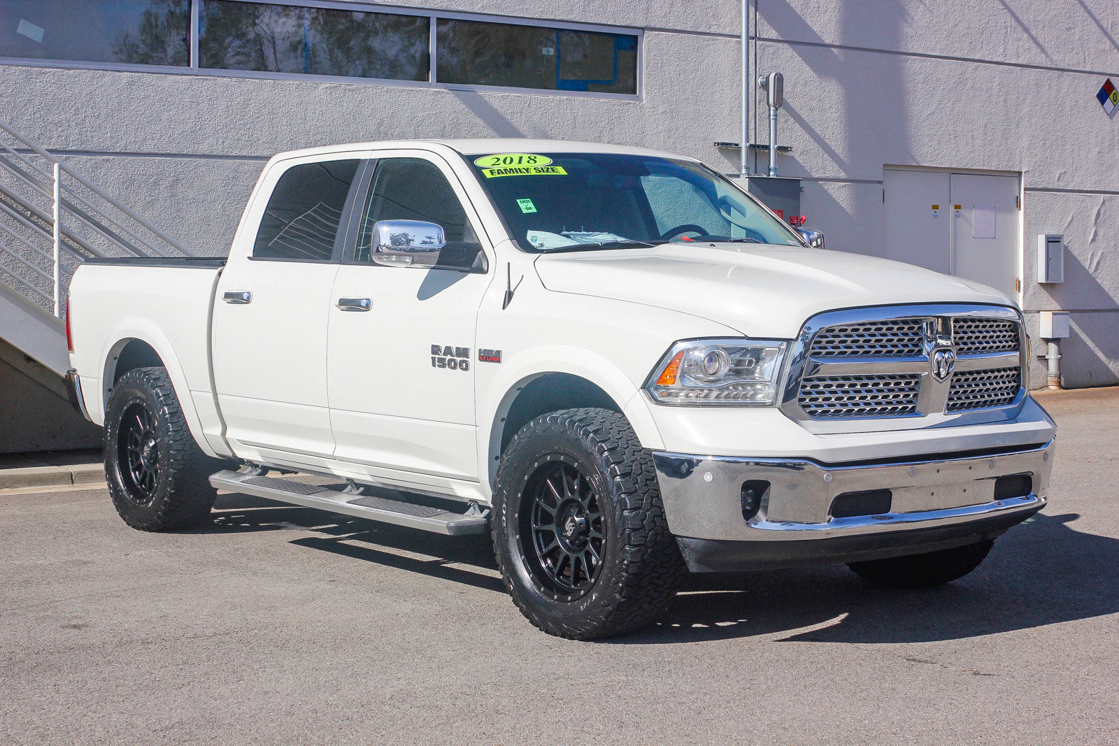 Used 2018 RAM 1500 Laramie w/ Convenience Group image 3