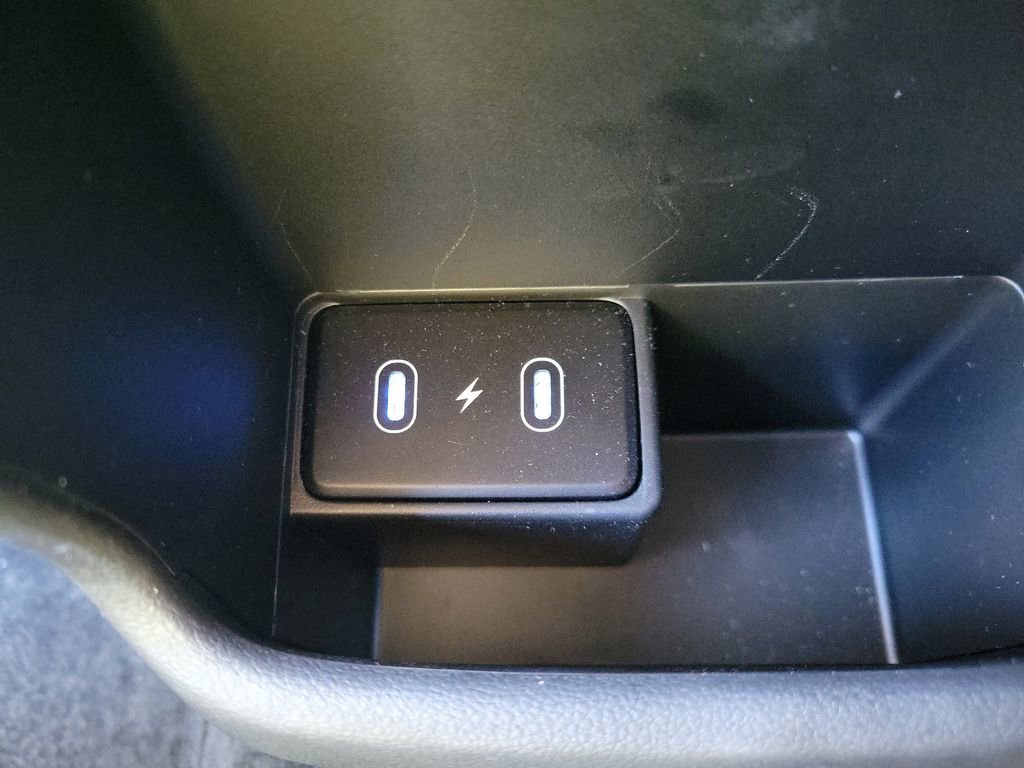 Used 2025 Hyundai Kona SEL image 12