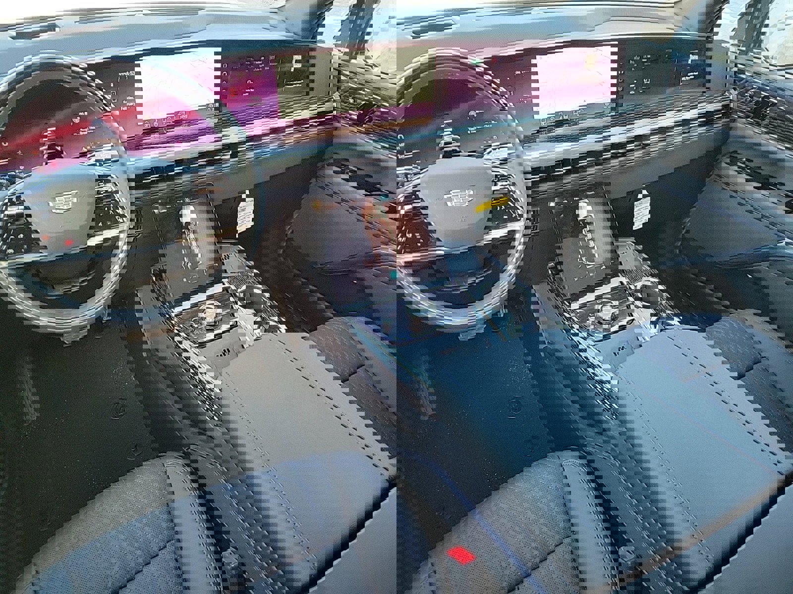 New 2025 Cadillac Escalade IQ Sport 1 w/ Smart Trailering package image 20