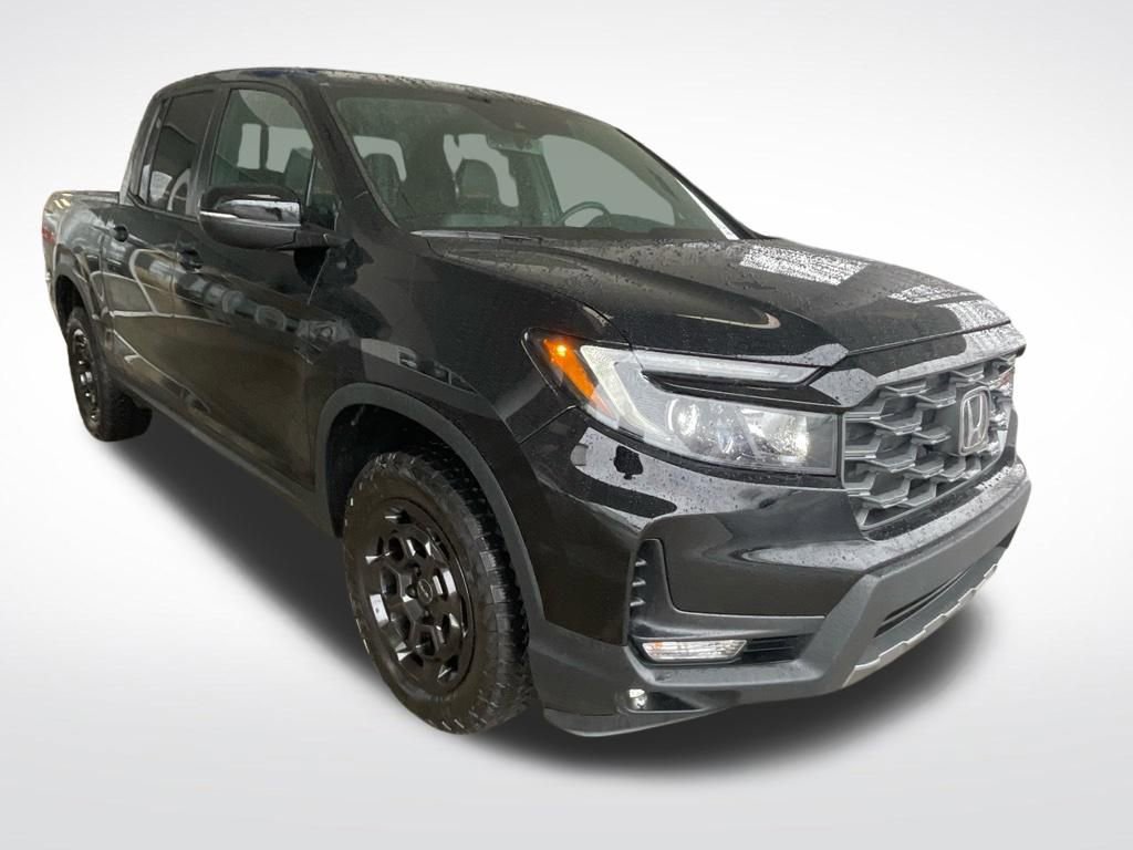 Certified 2025 Honda Ridgeline TrailSport+ image 8