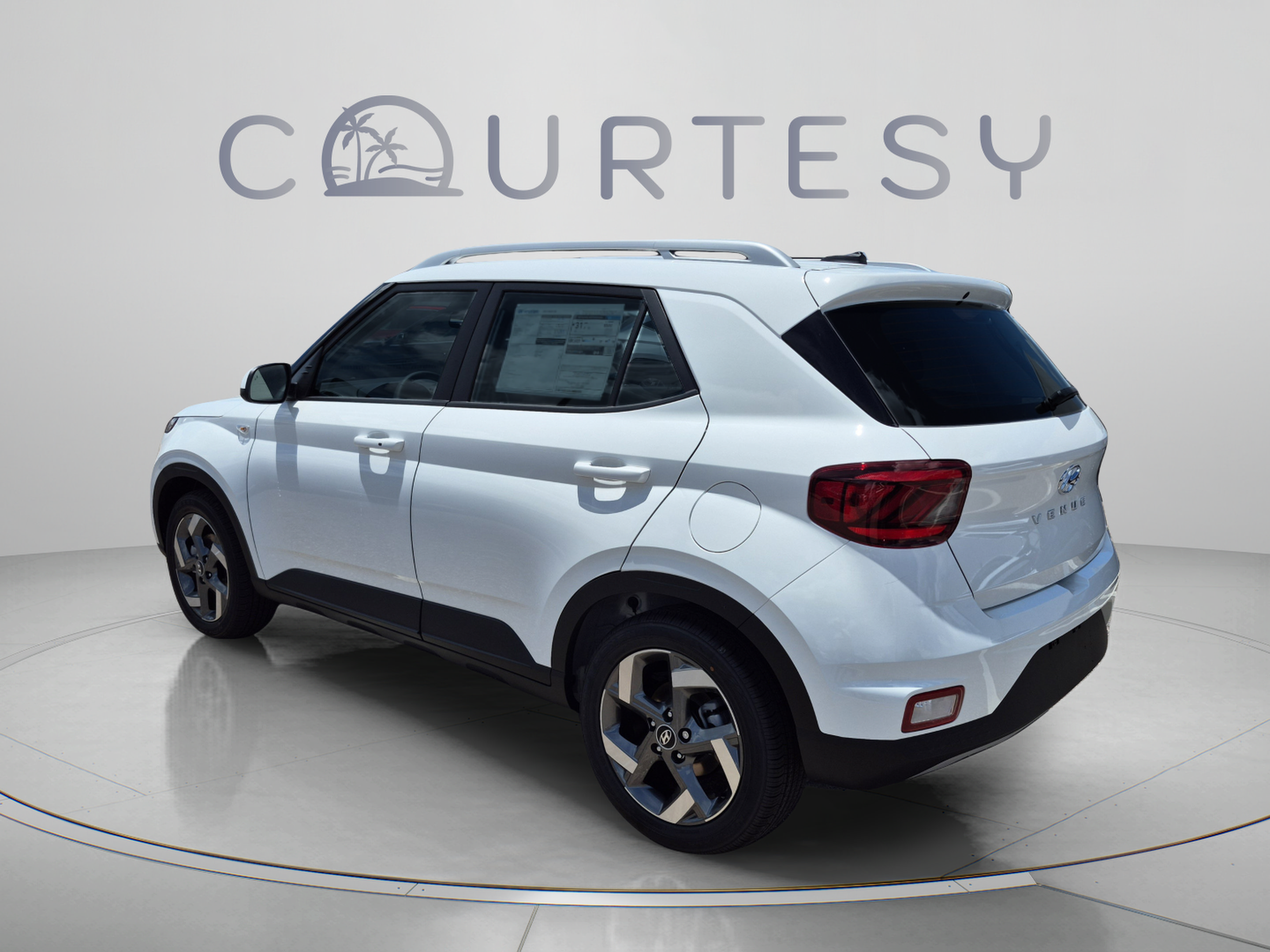 New 2026 Hyundai Venue SEL FWD image 3