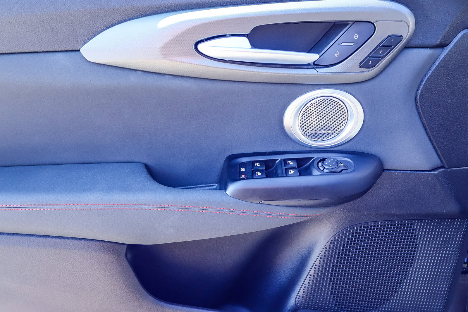 Used 2024 Dodge Hornet R/T Plus image 12