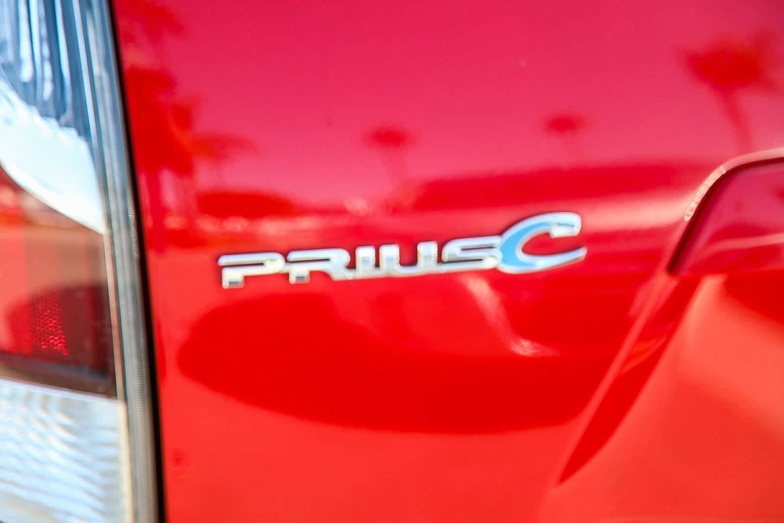 Used 2015 Toyota Prius C Three FWD image 21