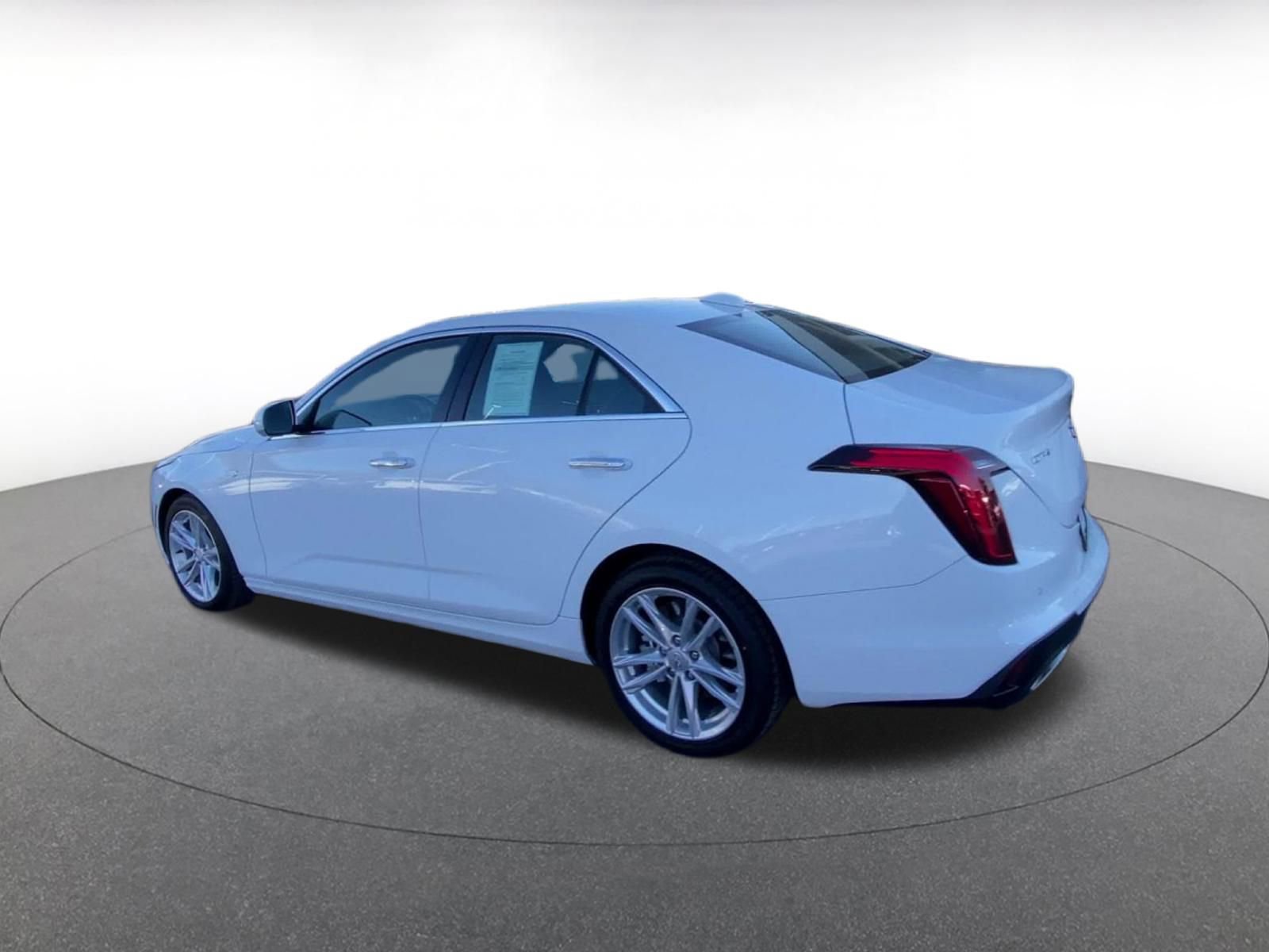 Used 2024 Cadillac CT4 Luxury image 10